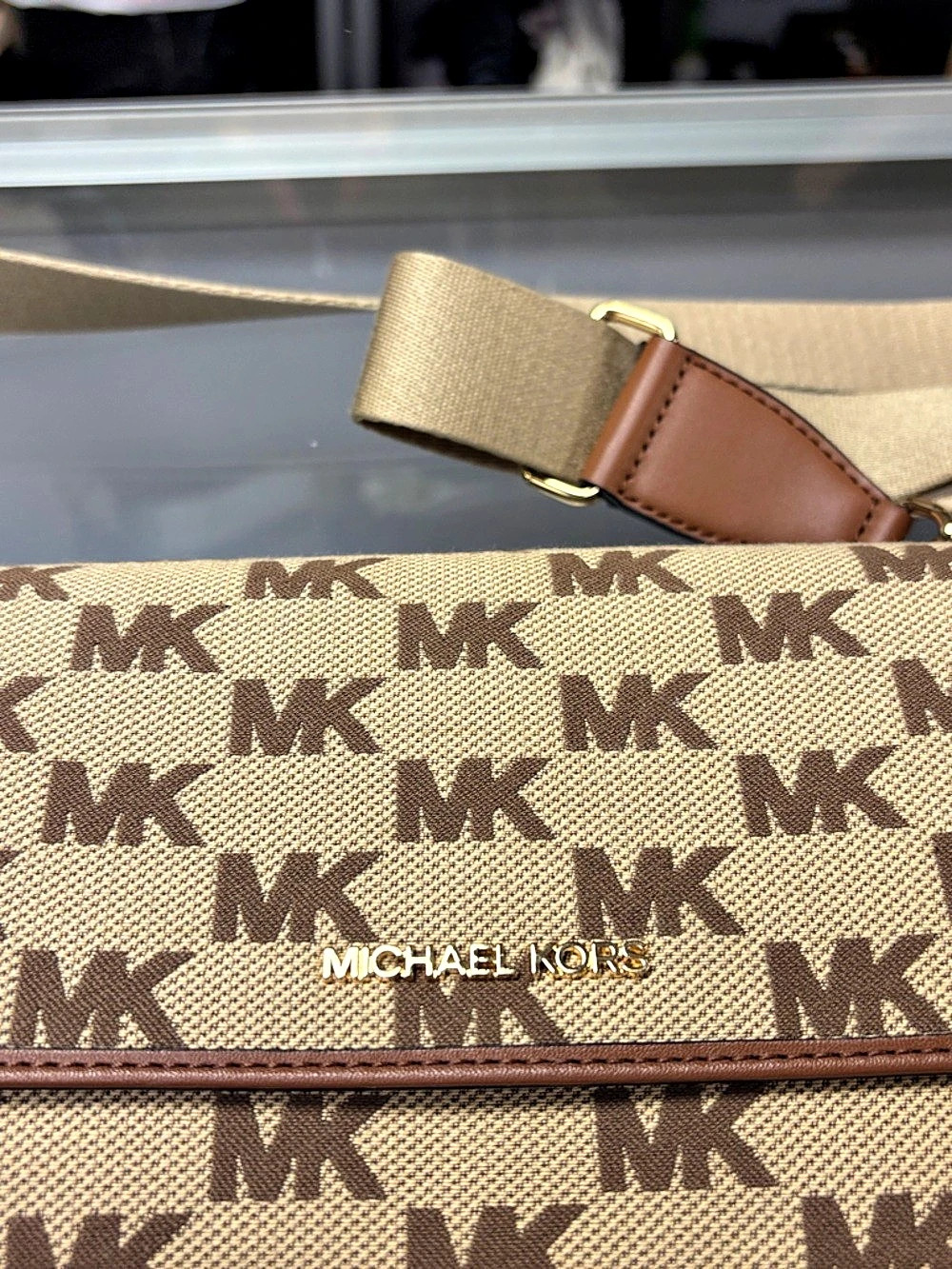 Michael Kors Medium Signature Logo Convertible Crossbody Bag Brown & Cream